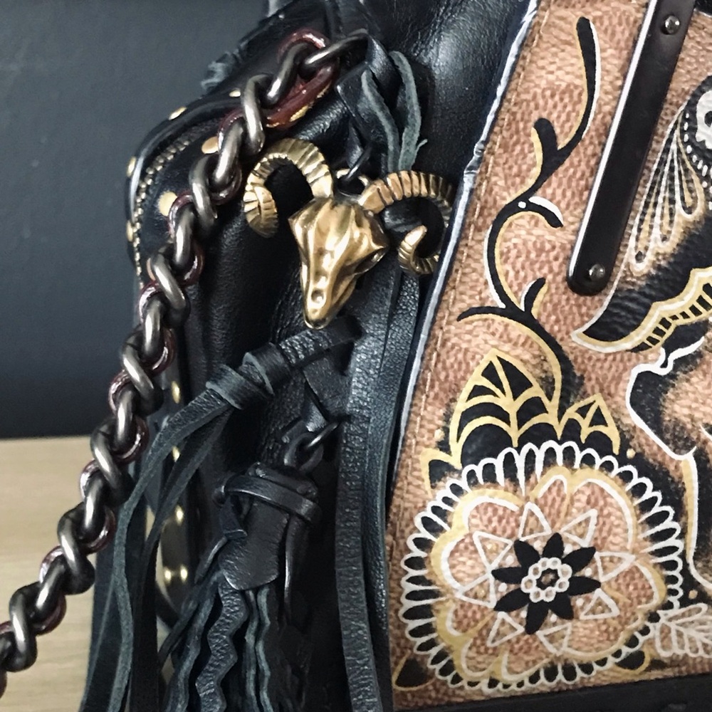 Coach x Chelsea Champlain Dreamer 21 In Signature Canvas With Skull Moth Tattoo - Picture 15 of 16